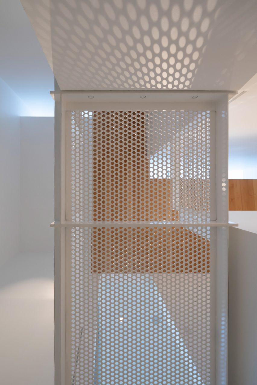 Ventana House by HK Associates