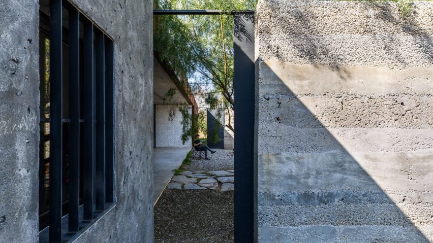 Vivenda Texturas by Roberto Benito Arquitecto