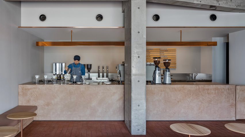 Blue Bottle Coffee shop by Keiji Ashizawa