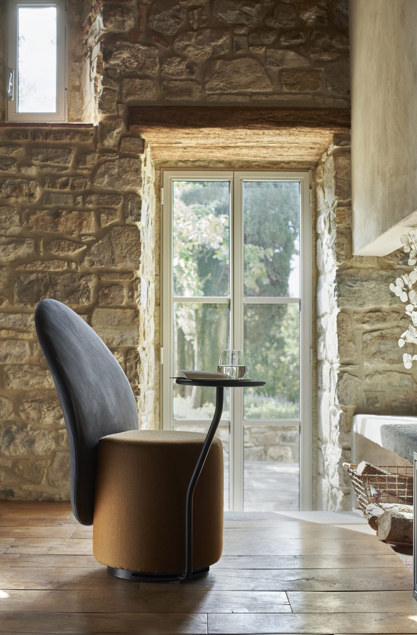 Armchair by Opinion Ciatti with integrated swivel table