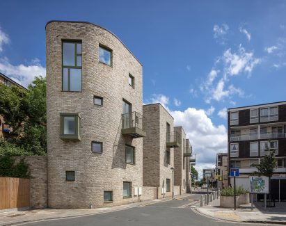 Kilm Place housing estate by Peter Barber Architects