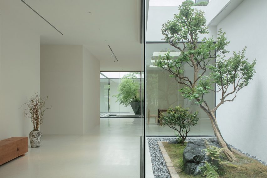 BAN Villa by BLUE Architecture Studio
