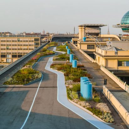 The rooftop has blue pipes