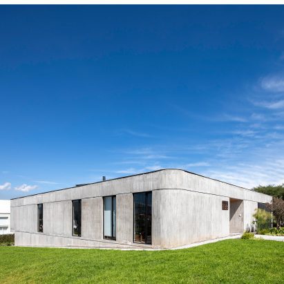 Casa 9B by Bernardo Bustamante Arquitectos