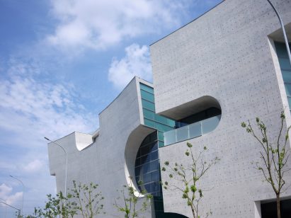 Curved openings in a concrete building