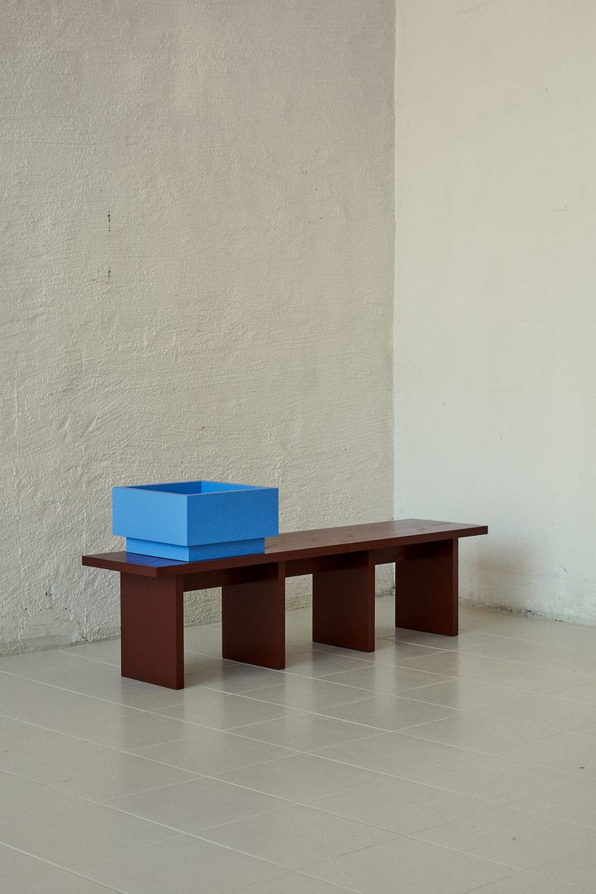 Pir bench and box by Sovei Giæver at Ny Normal exhibition by Fold Oslo