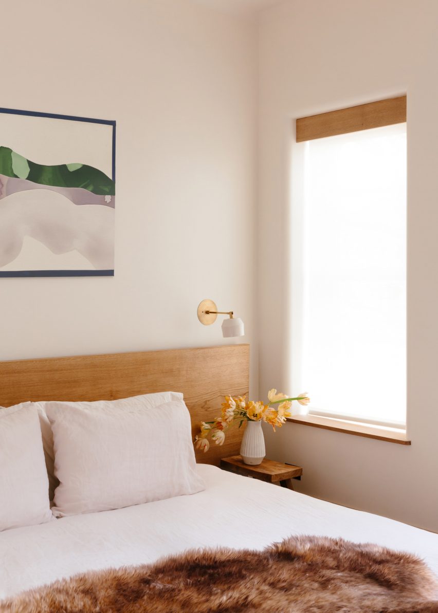 Bright upstairs bedroom