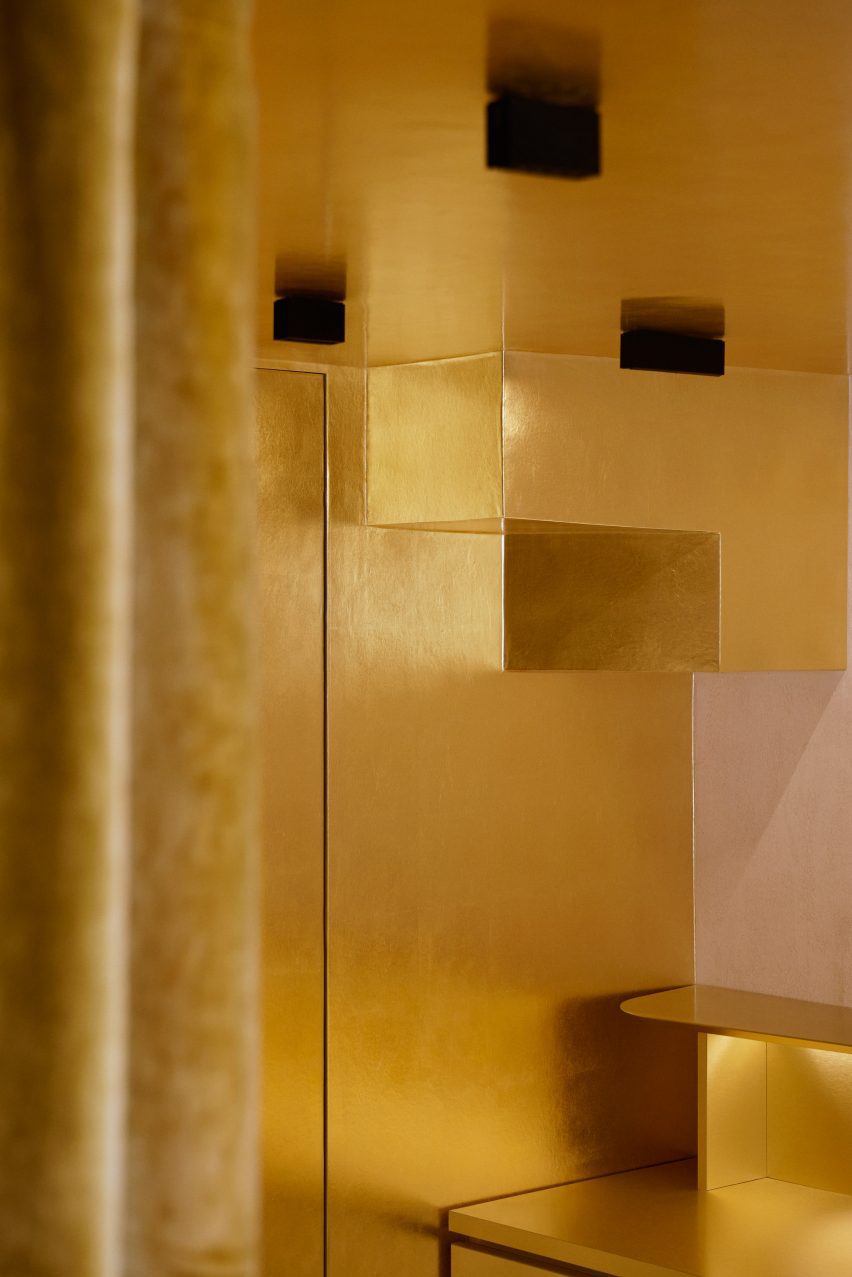 Forte Forte shop in Forte dei Marmi has gold-leaf walls