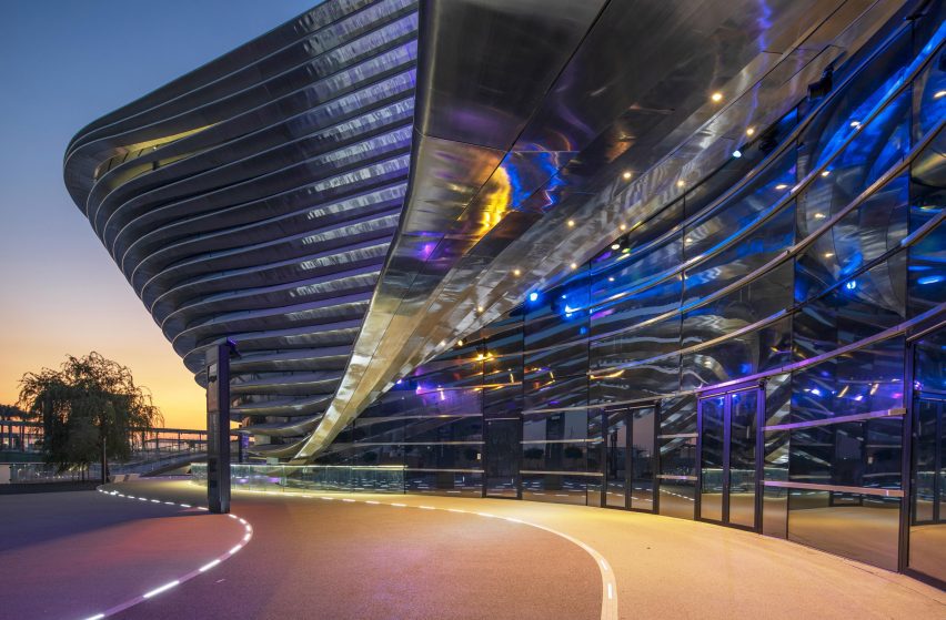 Mobility Pavilion at Dubai Expo 2020 by Foster + Partners
