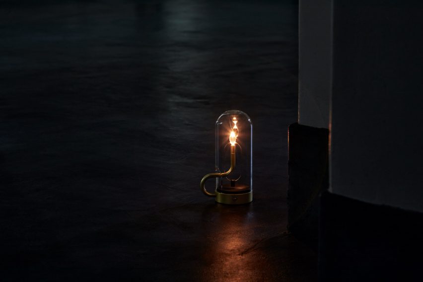 Hymn lamp by Hiroto Yoshizoe for Ambientec