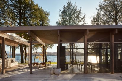 House by Lake Brome 
