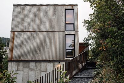 Cube-like external structure