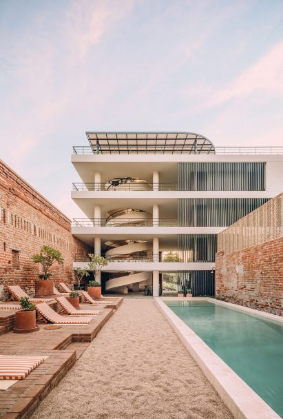 Spiral staircase