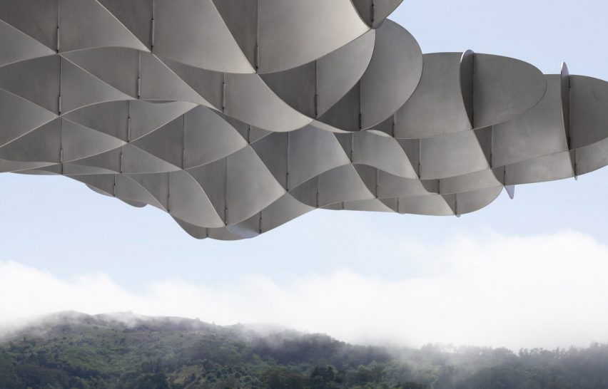 Aluminium cloud covers outdoor terrace of Softie House by OPA