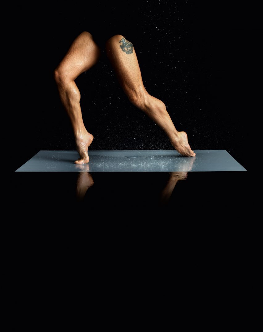 Bryan Adams photos ballet dancers on Superplan Zero by Kaldewei