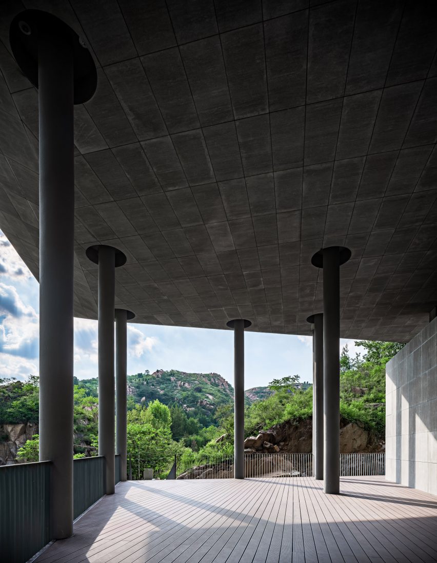the hometown moon by syn architects