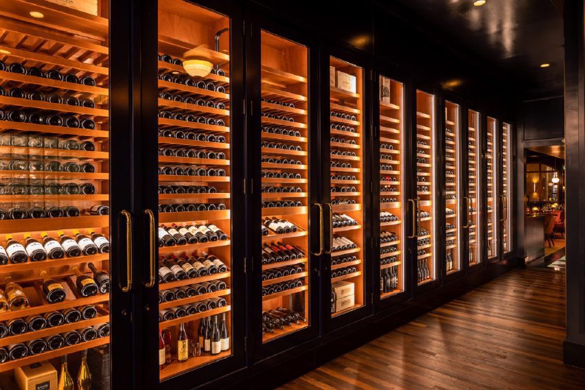 Wine storage and display case