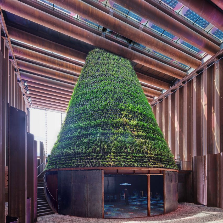 Plant-covered cone stands in the middle of the Dutch Biotope pavilion at Expo 2020 Dubai