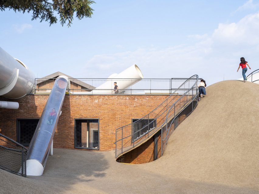 the playscape childrens community centre by WAA