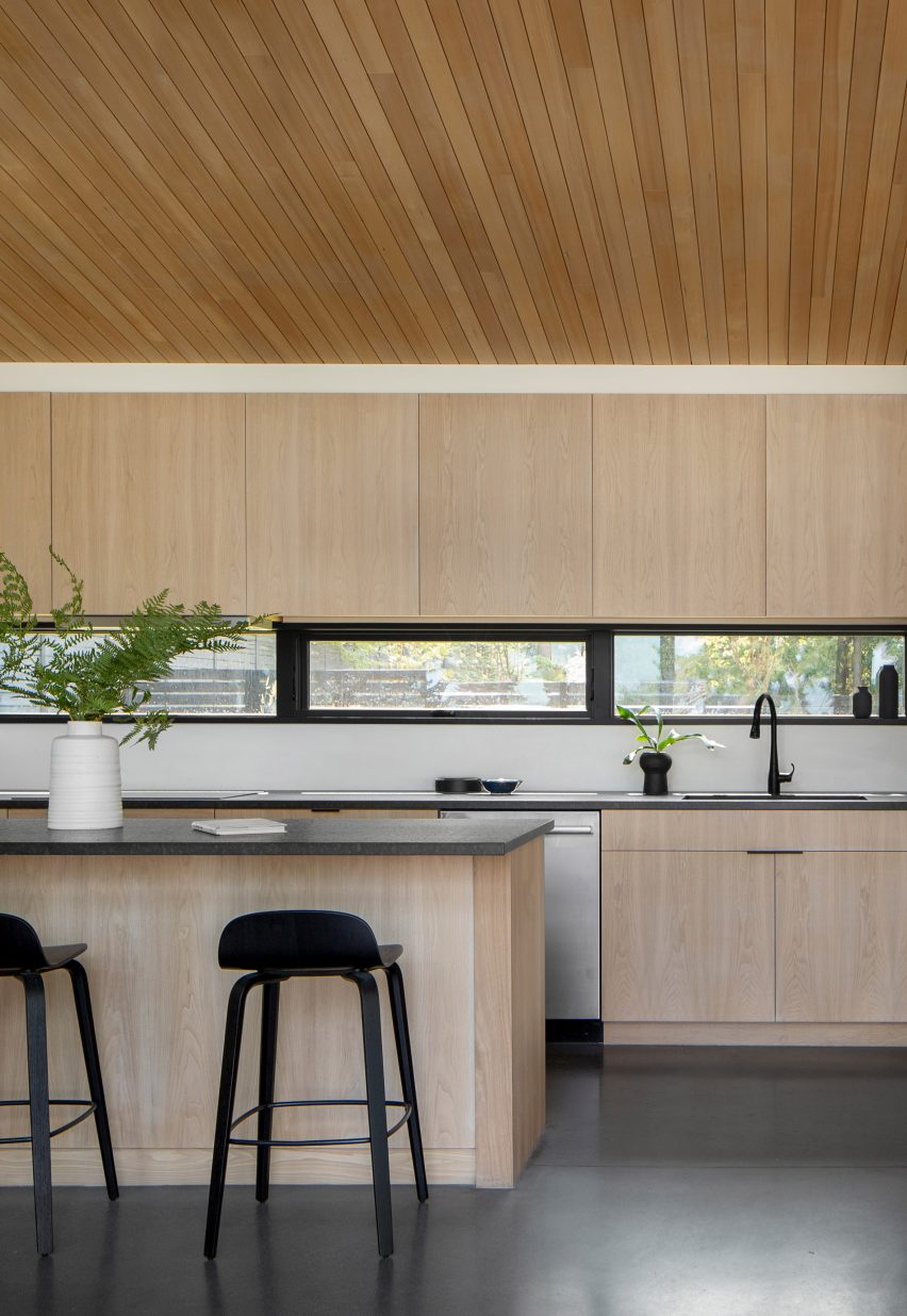 Whidbey Dogtrot House by SHED