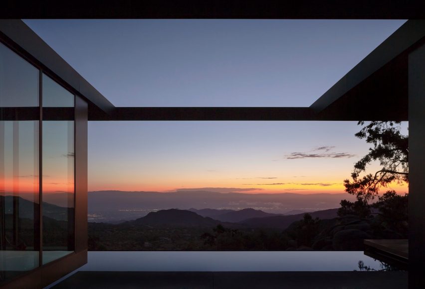 High Desert Retreat house by Aidlin Darling Design