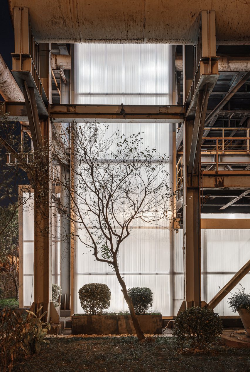 Baoshan Exhibition Center exterior