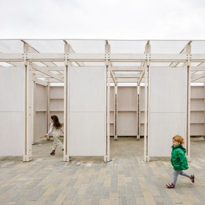 Calton Hill Play Shelter