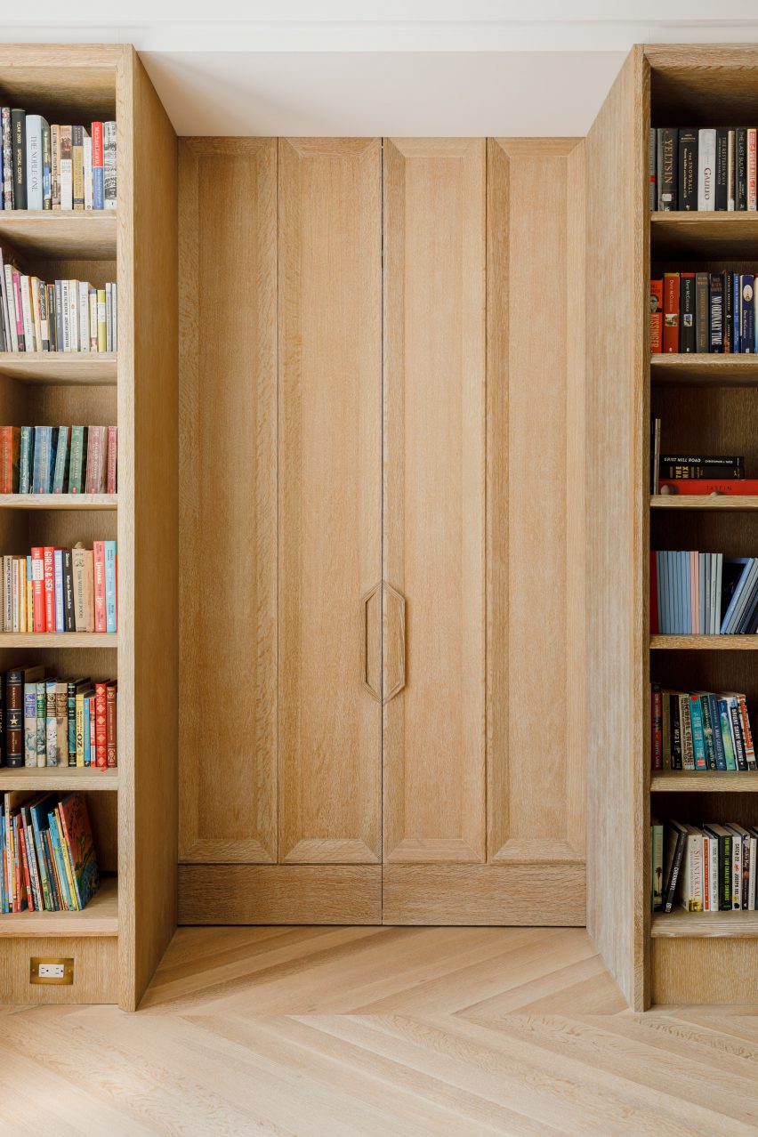 Carnegie Hill apartment by MKCA
