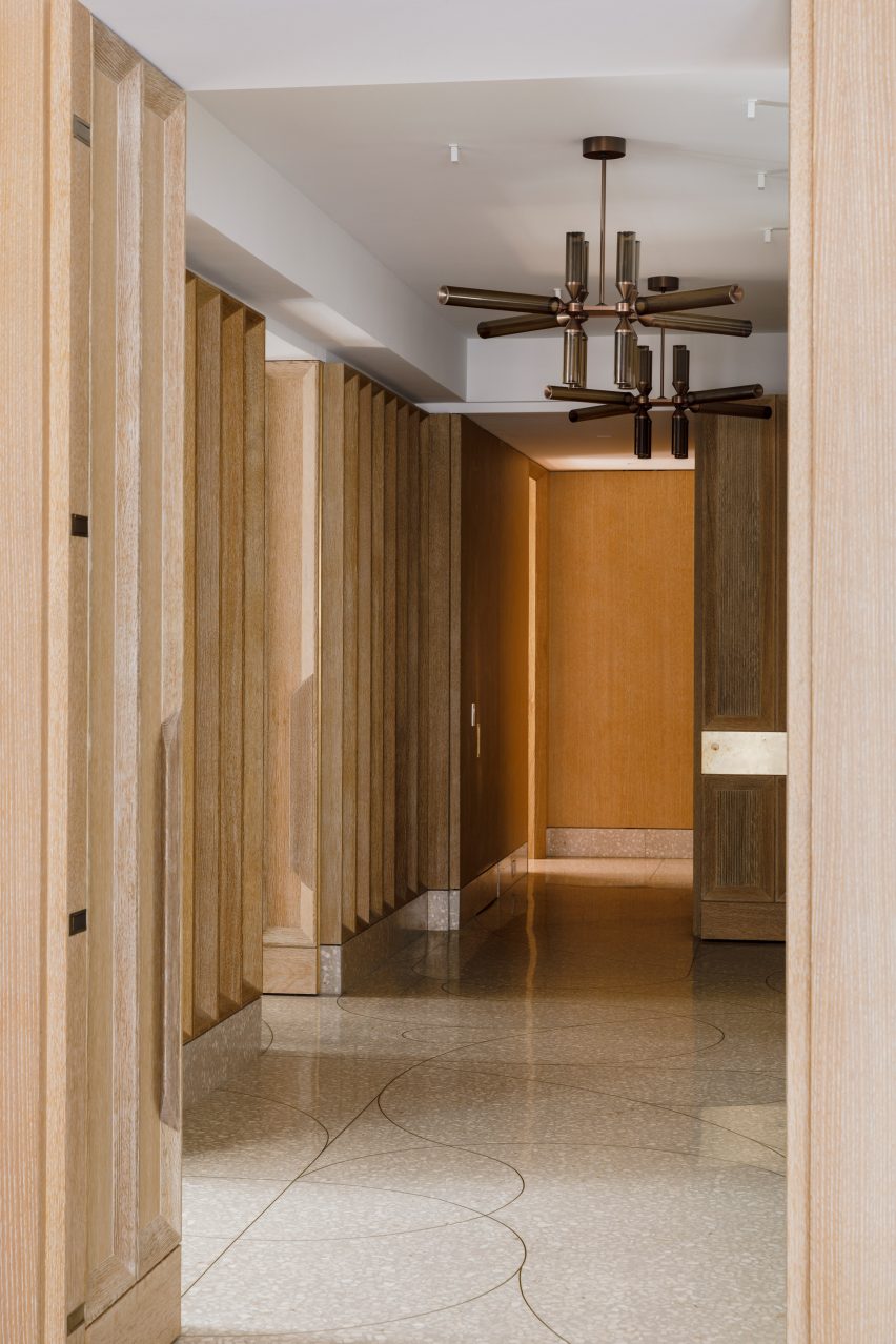 Carnegie Hill apartment by MKCA