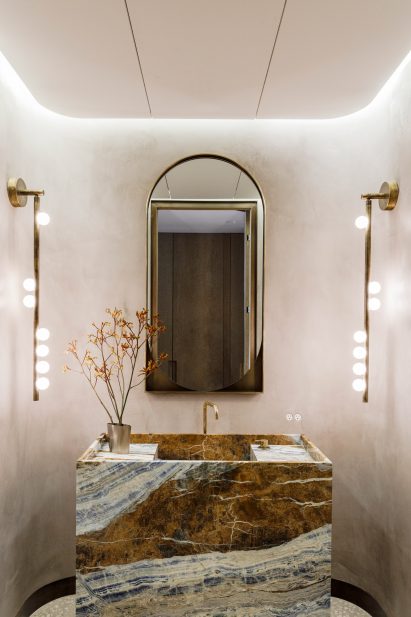 Carnegie Hill apartment by MKCA