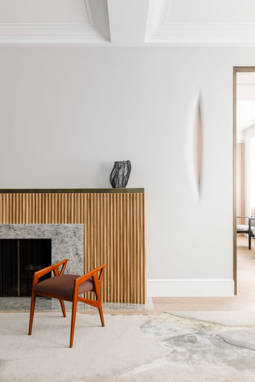 Carnegie Hill apartment by MKCA