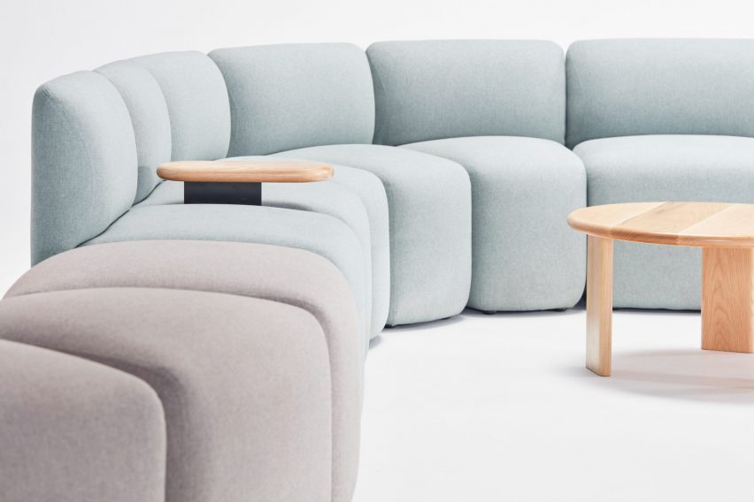 Caterpillar seating system by Alexander Loterszatin for Derlot