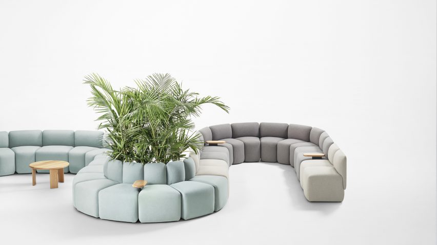 Caterpillar seating system by Alexander Loterszatin for Derlot