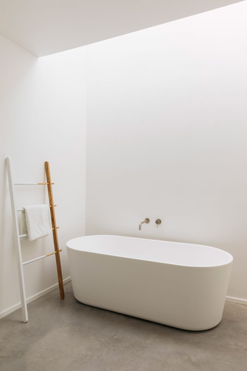 House With A View was designed by Chris Collaris and Frederik Roijé