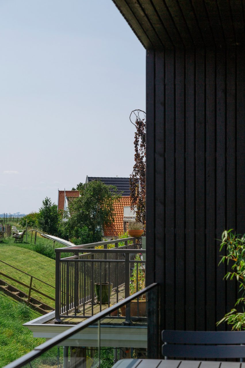 House With A View was designed by Chris Collaris and Frederik Roijé