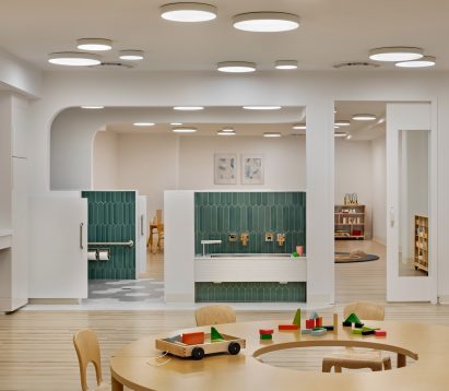 Play sinks in the kindergarten