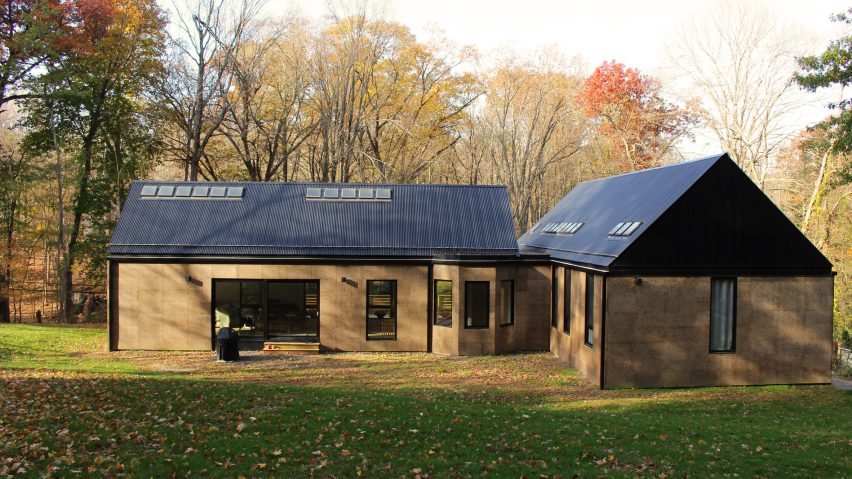 Nate Dalesio clads his Westchester family house in corkboard panels
