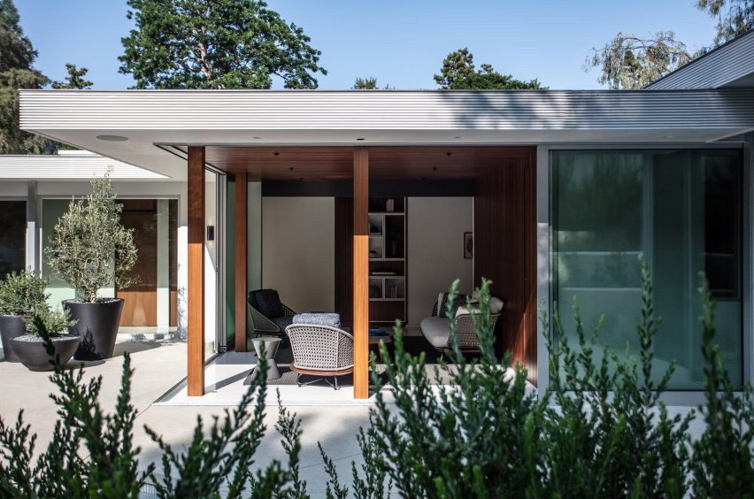 The exterior of the Cove Way House