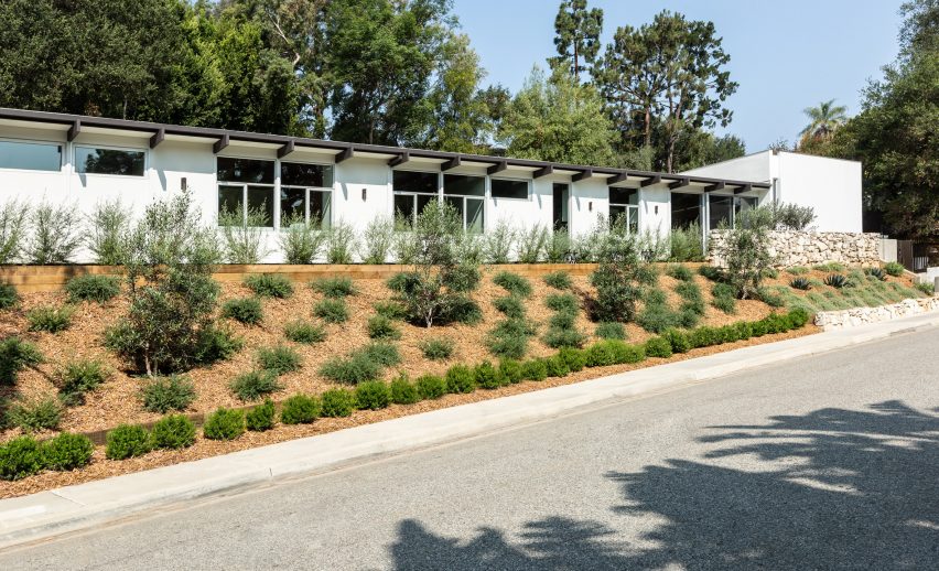 The exterior of the Cove Way House