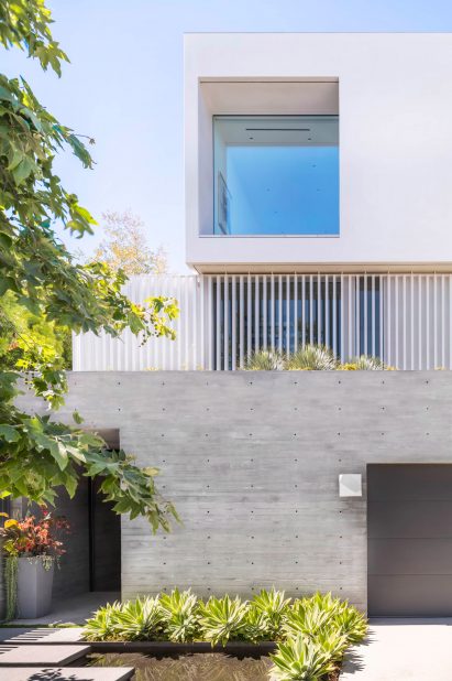 Concrete-walled garage