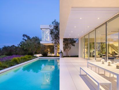 Reflecting pool
