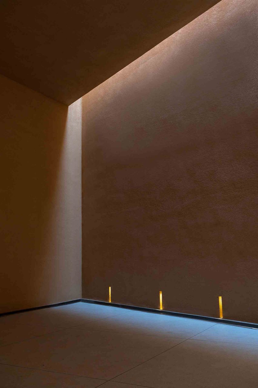 Inside the Hall of Immortality