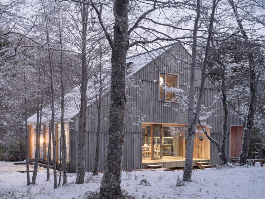 Iragüen Viñuela Arquitectos ski cabin