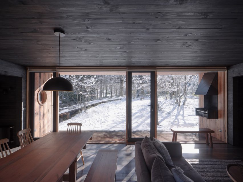 Iragüen Viñuela Arquitectos ski cabin