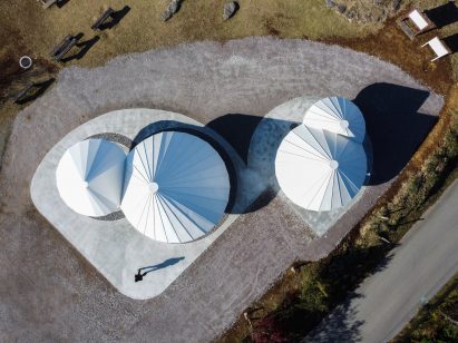 Top view of the mountain-like structures at Oath Hill Park