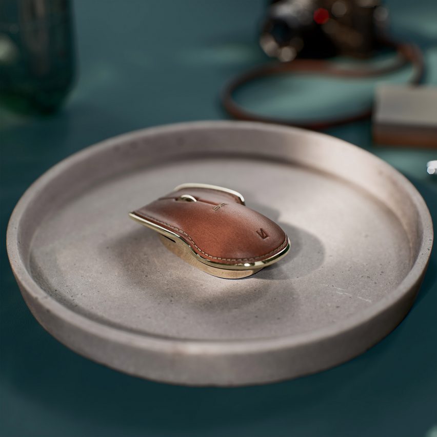 Pointer Instrument mouse by Lunar Artefacts