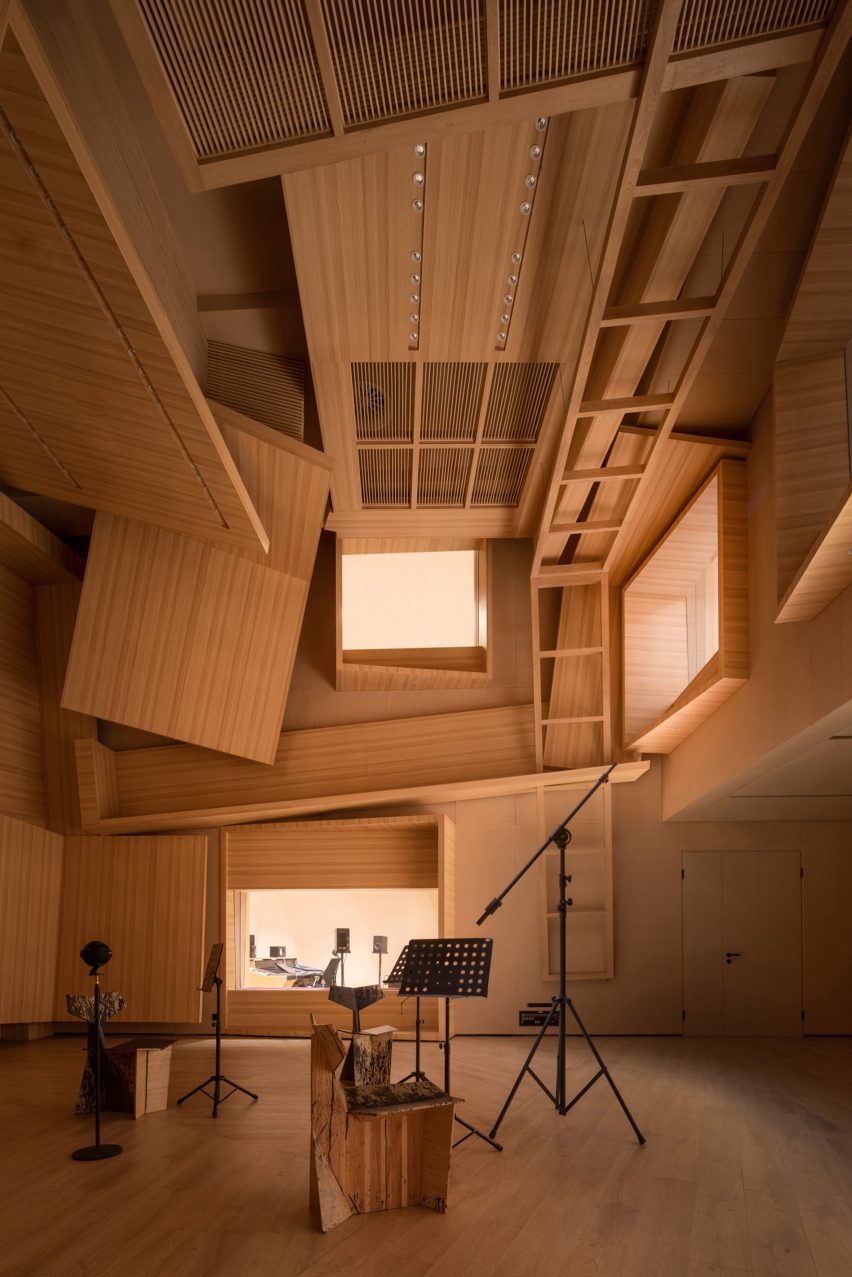 Meilan Music Studio by Domani Architectural Concepts