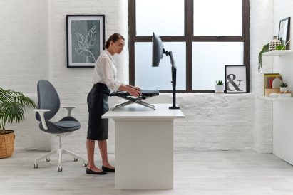Monto sit stand riser