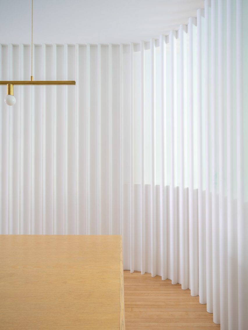 Montreal apartment by Naturehumaine