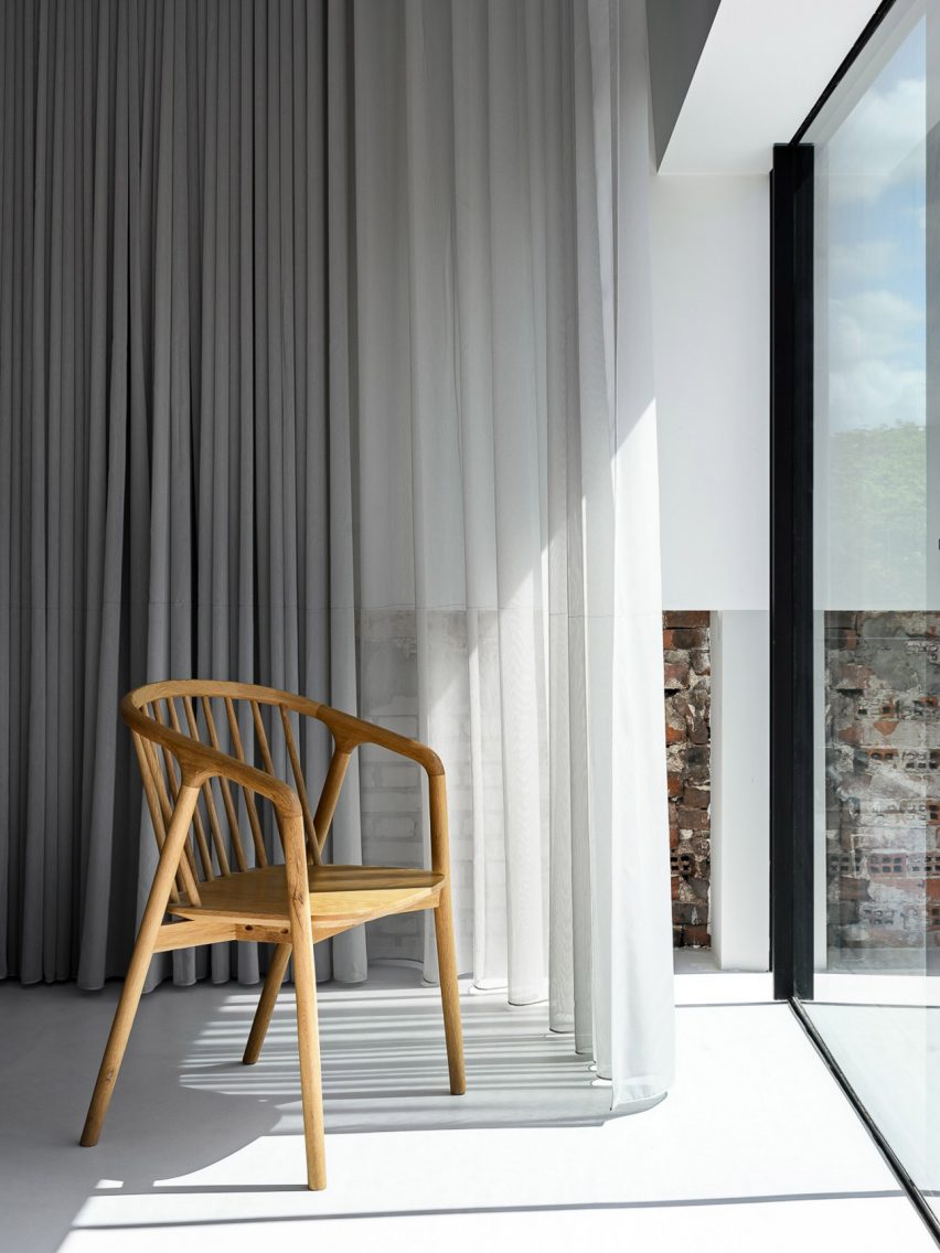 Living area inside Reflections of the Past loft in Amsterdam by Firm Architects
